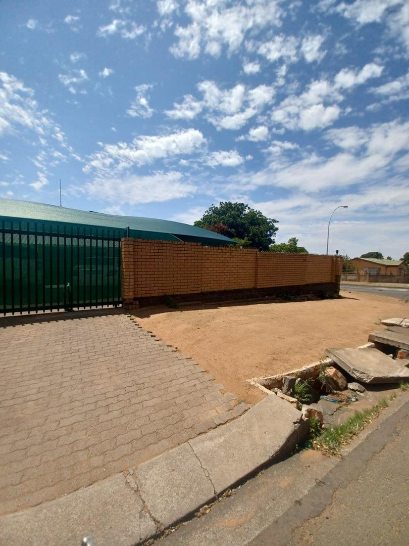 To Let 3 Bedroom Property for Rent in Uitsig Free State